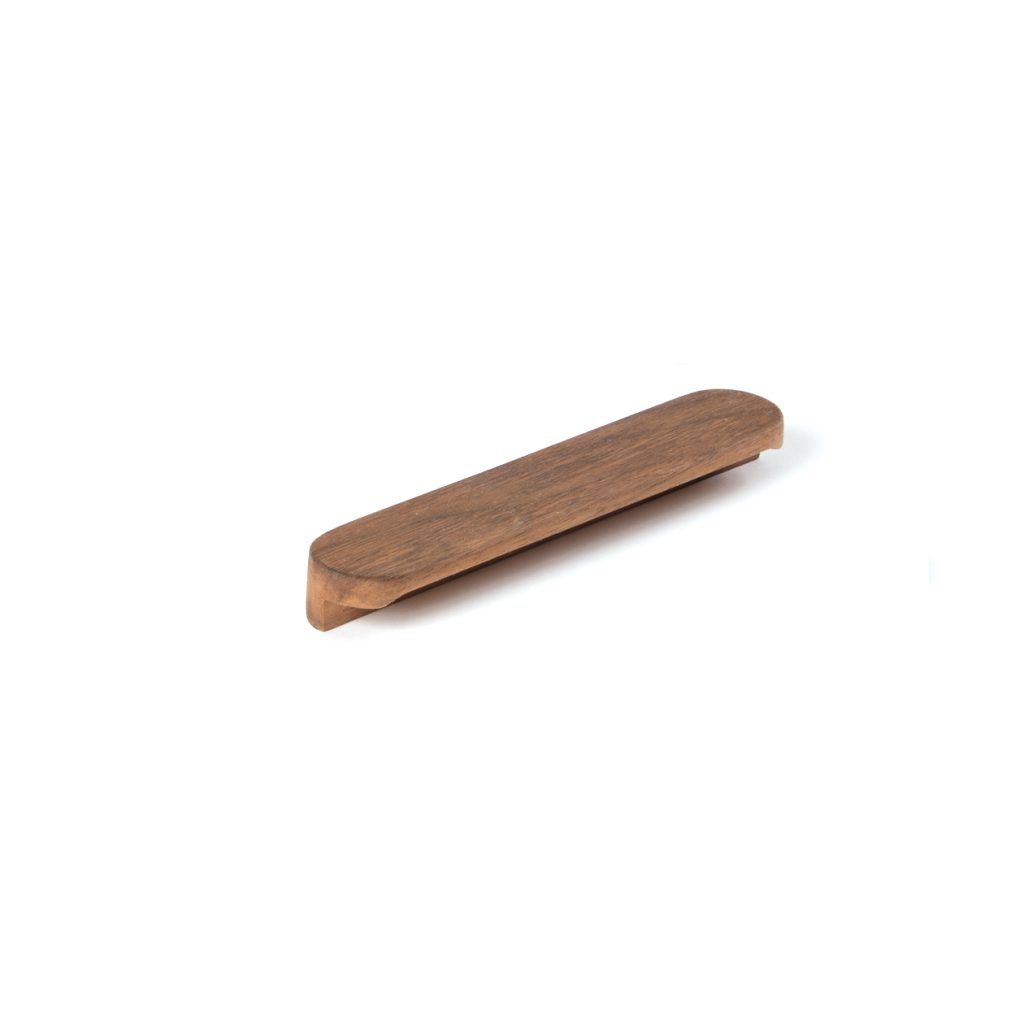 MOMO KIMBERLEY PULL TIMBER HANDLE 200MM WALNUT OILED - Avoca Architechtural